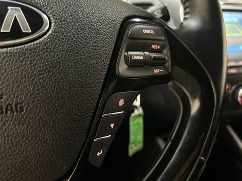 Used 2018 Kia Forte S FWD image 22
