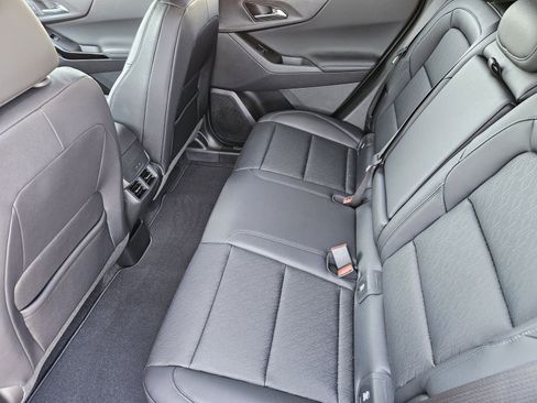 New 2026 Chevrolet Equinox LT w/ Convenience Package II image 24