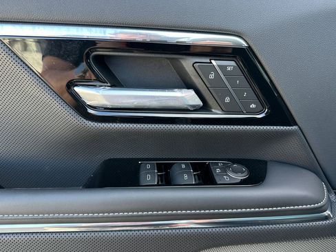 New 2025 GMC Sierra EV Denali image 10