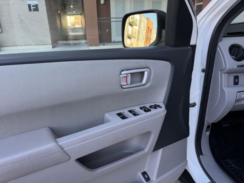 Used 2014 Honda Pilot LX image 21