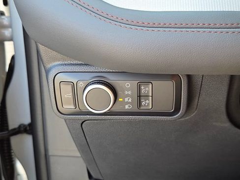 New 2026 Ford Explorer Active RWD image 27