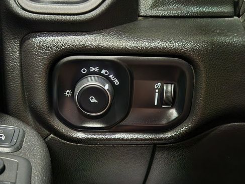 Used 2023 RAM 2500 Tradesman AWD/4WD image 44