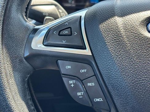 Used 2018 Ford Edge SEL w/ Equipment Group 201A AWD/4WD image 19