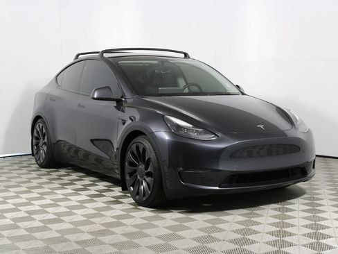 Used 2024 Tesla Model Y Performance AWD/4WD image 25