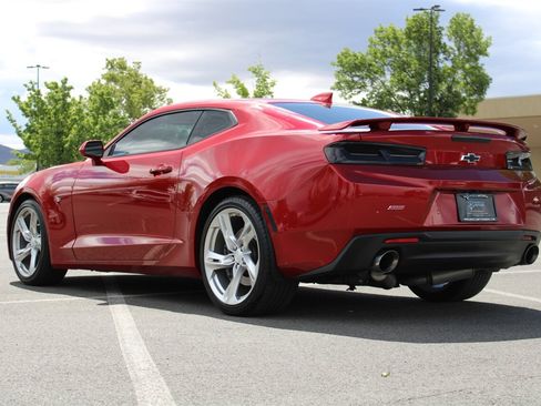 Used 2016 Chevrolet Camaro SS RWD image 16