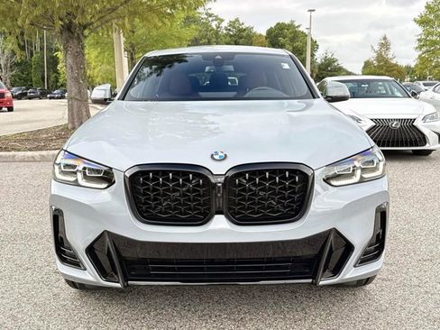 Used 2025 BMW X4 xDrive30i w/ Premium Package AWD/4WD image 8