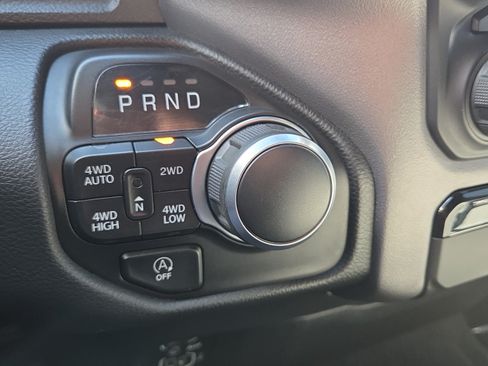 Used 2023 RAM 1500 Big Horn AWD/4WD image 36