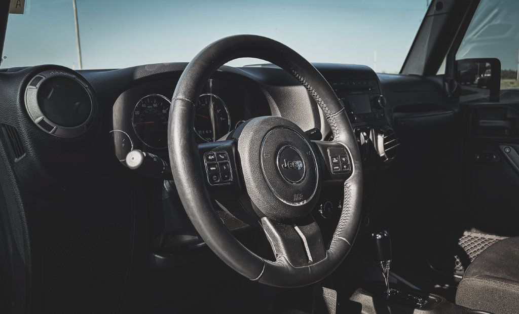 Used 2017 Jeep Wrangler Unlimited Sport w/ Quick Order Package 24S AWD/4WD image 2