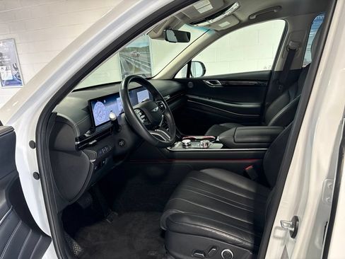 Used 2025 Genesis GV80 2.5T Standard AWD/4WD image 10
