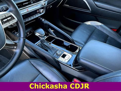 Used 2025 Kia Telluride S image 17