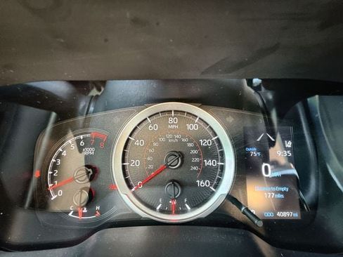 Used 2022 Toyota Corolla SE FWD image 15