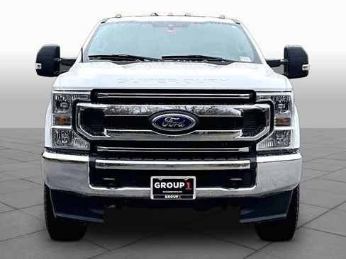 Certified 2022 Ford F250 XL w/ STX Appearance Package AWD/4WD image 4