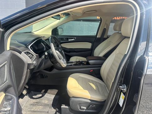 Used 2018 Ford Edge SEL w/ Equipment Group 201A image 17