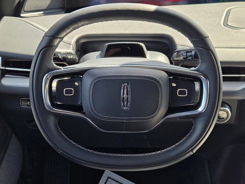 New 2026 Lincoln Navigator L Reserve w/ Jet Appearance Package image 11