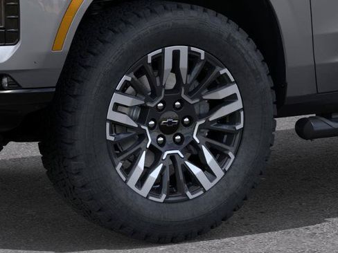 New 2026 Chevrolet Tahoe Z71 w/ Z71 Off-Road Package AWD/4WD image 9