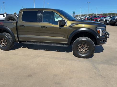 Used 2024 Ford F150 Raptor image 9