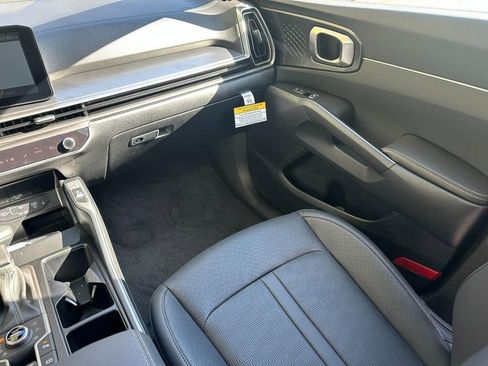 New 2026 Kia Sorento S image 12