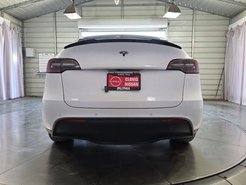 Used 2021 Tesla Model Y 2WD image 8
