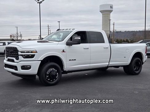 Used 2026 RAM 3500 Limited image 7