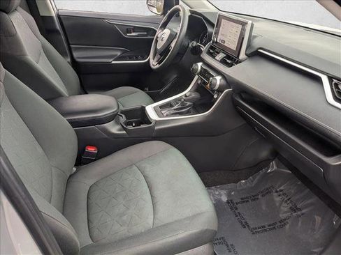 Used 2024 Toyota RAV4 XLE image 21