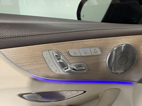 Used 2018 Mercedes-Benz E 400 4MATIC Coupe image 25