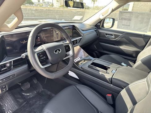 New 2026 INFINITI QX80 Pure AWD/4WD image 14