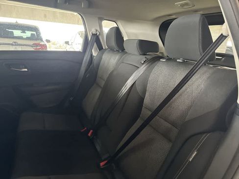 Used 2025 Nissan Rogue SV AWD/4WD image 21
