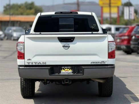 Used 2017 Nissan Titan PRO-4X AWD/4WD image 2