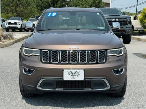 Used 2019 Jeep Grand Cherokee Limited w/ Luxury Group II AWD/4WD image 10