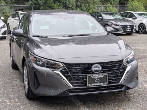 New 2025 Nissan Sentra S image 3