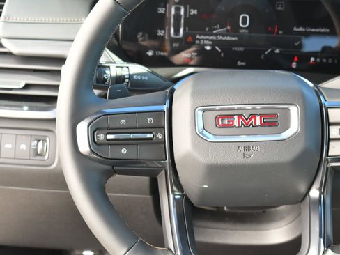 New 2026 GMC Acadia AT4 image 13