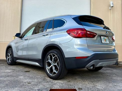 Used 2018 BMW X1 sDrive28i FWD image 3