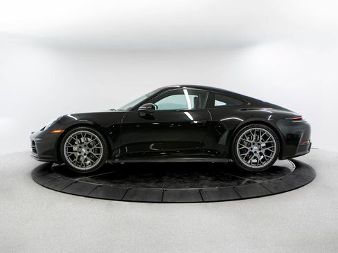 Certified 2025 Porsche 911 Carrera RWD image 2