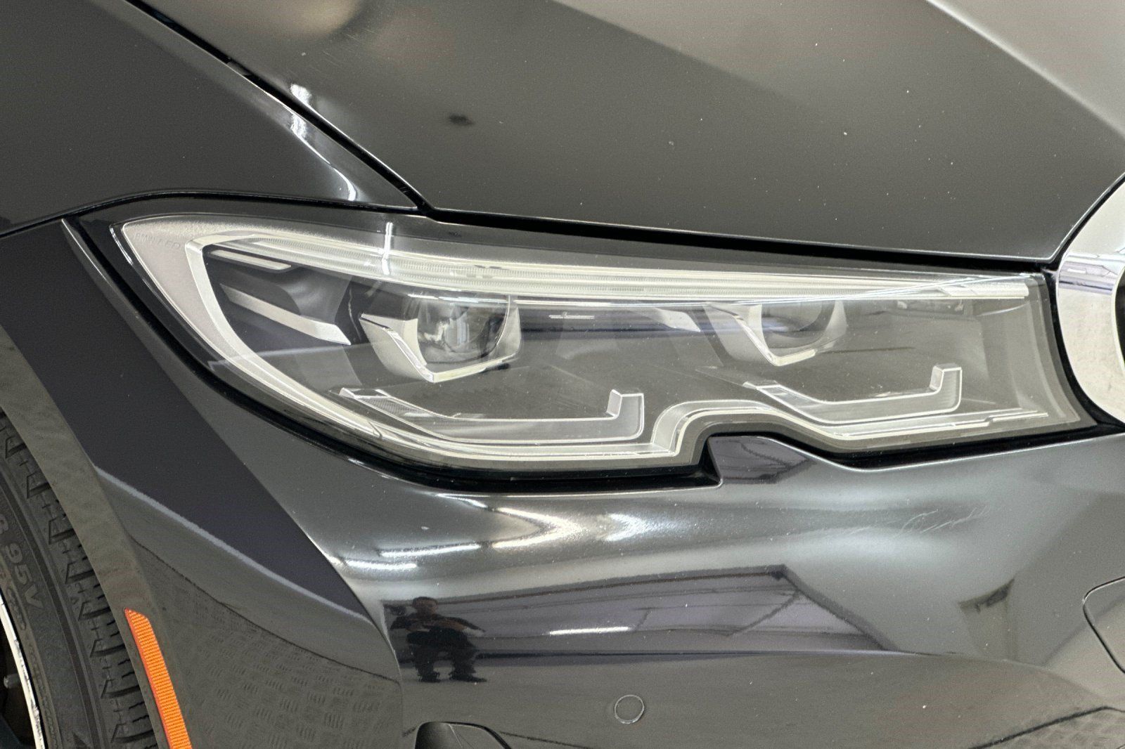 Used 2019 BMW 330i Sedan w/ Convenience Package RWD image 11