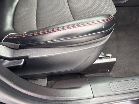 Used 2024 Ford Escape ST-Line image 41