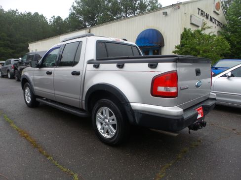 Used 2008 Ford Explorer Sport Trac XLT AWD/4WD image 5