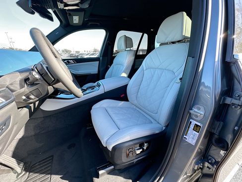 New 2026 BMW X5 sDrive40i w/ Climate Comfort Package image 15