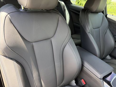 Certified 2023 BMW 230i Coupe w/ Convenience Package RWD image 19