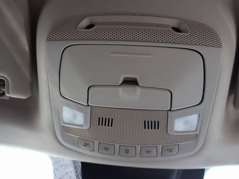 Used 2020 Ford Expedition Limited image 21