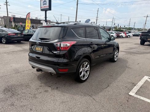 Used 2017 Ford Escape Titanium w/ Equipment Group 301A AWD/4WD image 6