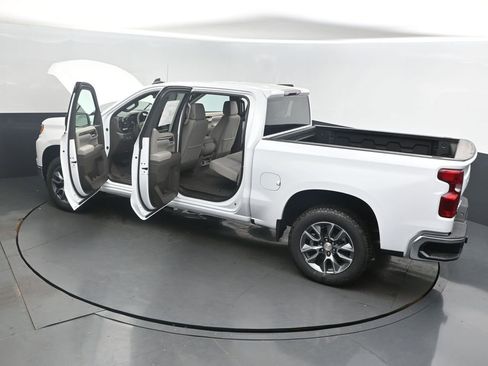 Used 2026 Chevrolet Silverado 1500 LT w/ Z71 Off-Road Package AWD/4WD image 45