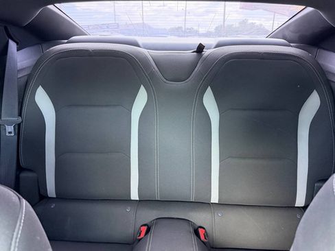 Used 2018 Chevrolet Camaro LT RWD image 16