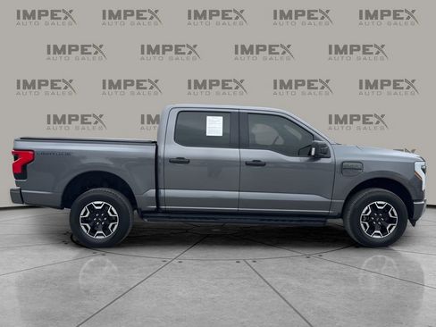 Used 2023 Ford F150 Lightning XLT AWD/4WD image 6