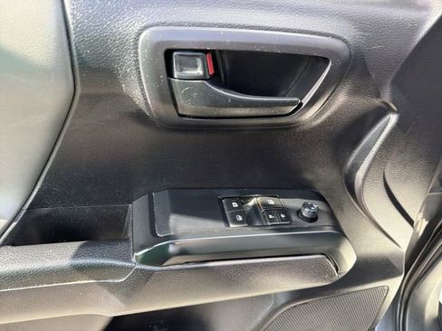 Used 2020 Toyota Tacoma SR image 16
