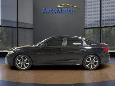 Used 2025 Honda Civic Sport Touring image 6