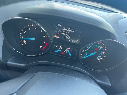 Used 2014 Ford Escape Titanium FWD image 5