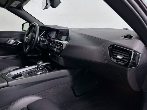 Used 2020 BMW Z4 M40i w/ Executive Package image 26