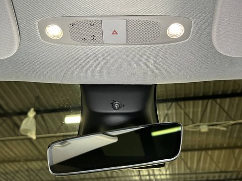 Used 2022 Tesla Model Y Performance AWD/4WD image 38