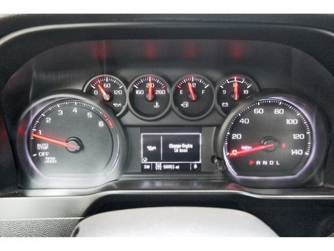 Used 2021 Chevrolet Silverado 1500 Custom AWD/4WD image 16