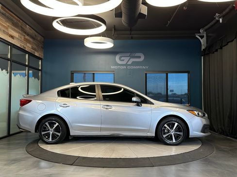 Used 2022 Subaru Impreza 2.0i Premium AWD/4WD image 2